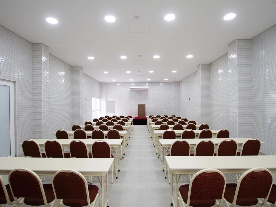 Hotel Confiance Barigui Курітіба Екстер'єр фото