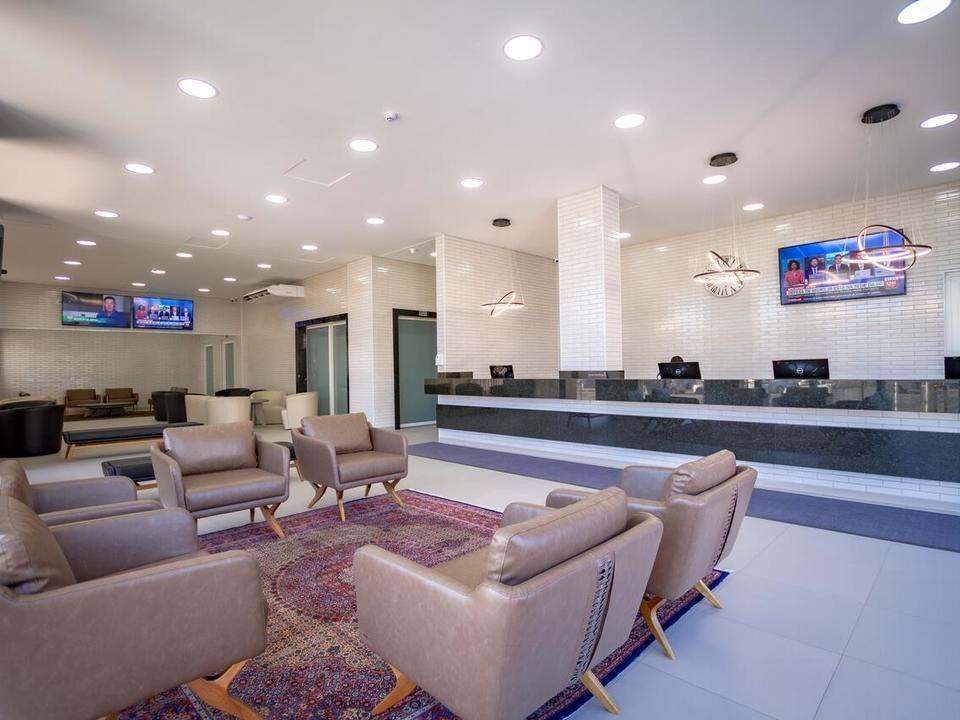 Hotel Confiance Barigui Курітіба Екстер'єр фото